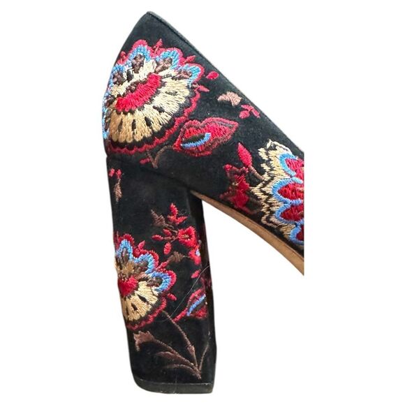 Loeffler Randall Sydnee Black Floral Suede Embroidery High Block Heel Pumps Sz 6 - Picture 11 of 11